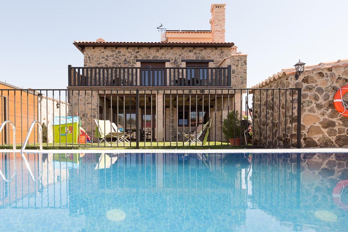 Encantos De Monfragüe Malpartida De Plasencia Exterior foto